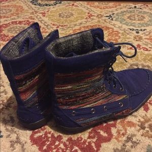 Boots - Size 8